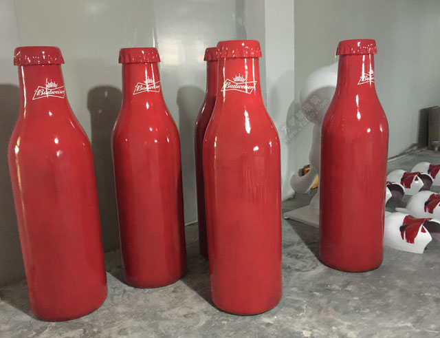 玻璃鋼啤酒瓶模型工廠生產(chǎn)圖 玻璃鋼啤酒瓶模型工廠生產(chǎn)圖
