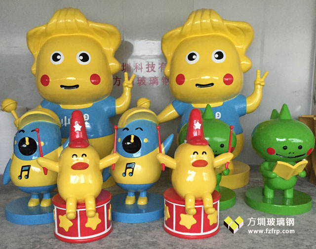 玻璃鋼卡通IP形象公仔雕塑 玻璃鋼卡通IP形象公仔雕塑