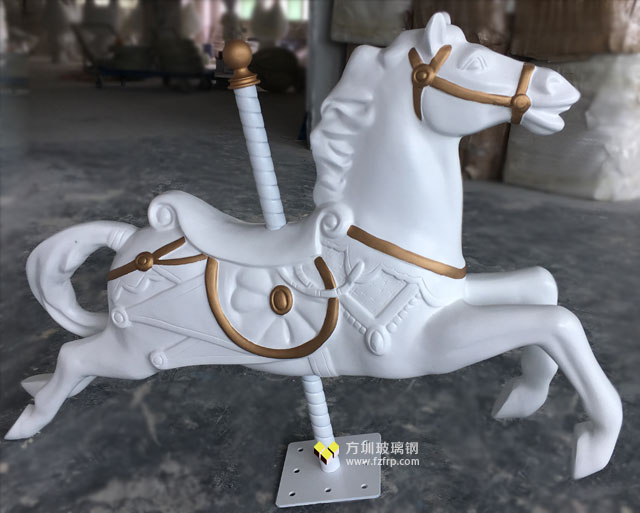 玻璃鋼馬雕塑擺件裝飾香港品牌化妝品店 玻璃鋼馬雕塑擺件裝飾香港品牌化妝品店