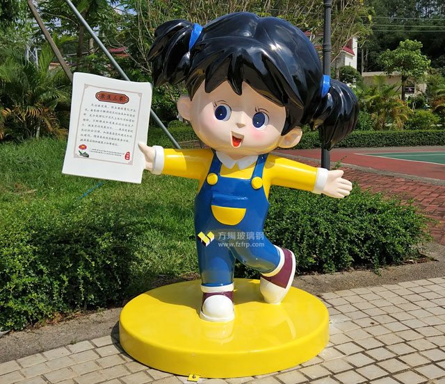 廣州玻璃鋼卡通藍褲女孩雕塑 廣州玻璃鋼卡通藍褲女孩雕塑