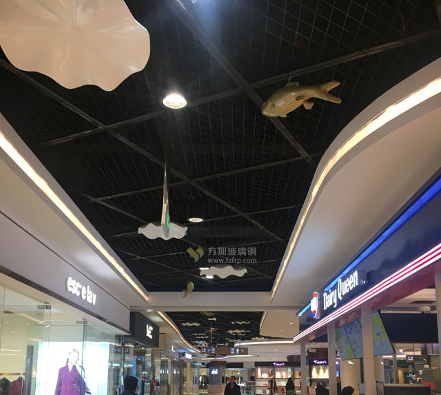 湖南岳陽(yáng)步步高商場(chǎng)玻璃鋼荷葉鯉魚(yú)吊飾現(xiàn)場(chǎng)圖 湖南岳陽(yáng)步步高商場(chǎng)玻璃鋼荷葉鯉魚(yú)吊飾現(xiàn)場(chǎng)圖