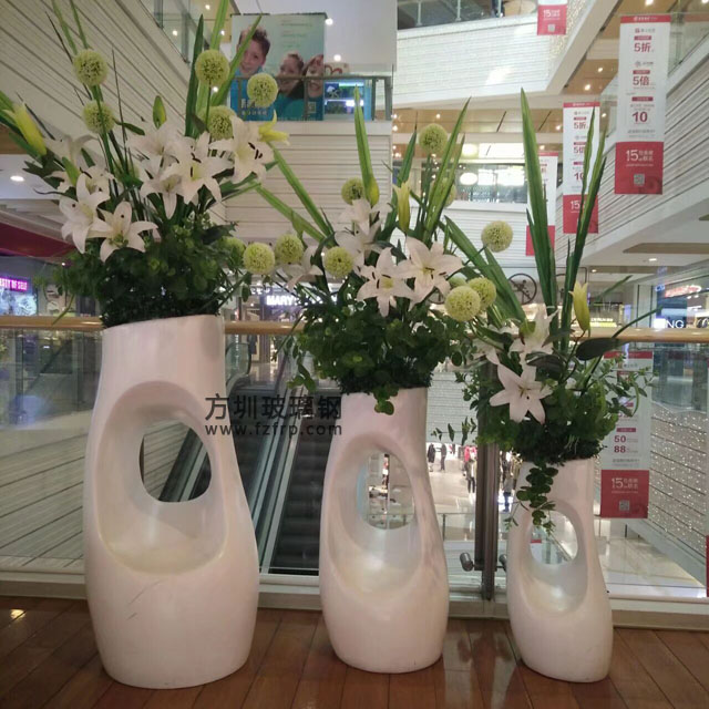 玻璃鋼藝術(shù)花器讓廣州商場端午佳節(jié)更具特色 玻璃鋼藝術(shù)花器讓廣州商場端午佳節(jié)更具特色