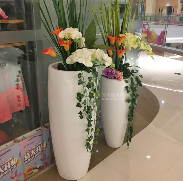 江蘇儀征寶能城市廣場玻璃鋼組合花瓶 江蘇儀征寶能城市廣場玻璃鋼組合花瓶