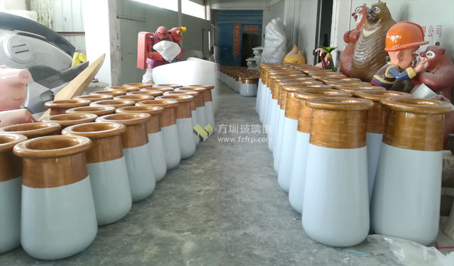 云南商場(chǎng)美陳玻璃鋼花盆組合裝飾室內(nèi)空間 云南商場(chǎng)美陳玻璃鋼花盆組合裝飾室內(nèi)空間
