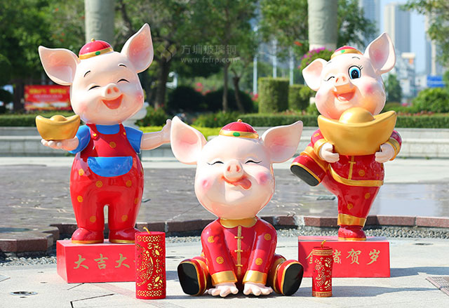 玻璃鋼卡通新年豬雕塑 玻璃鋼卡通新年豬雕塑