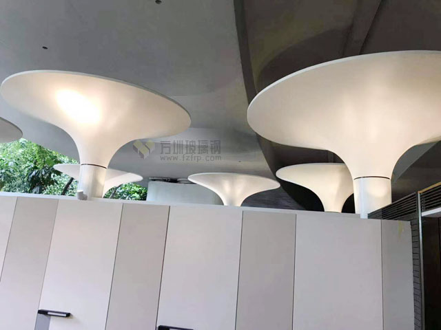 玻璃鋼牽?;ɡ仍煨椭b飾深圳龍崗高架橋公廁 玻璃鋼牽?;ɡ仍煨椭b飾深圳龍崗高架橋公廁