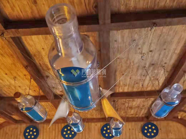 大型玻璃鋼透明仿真酒瓶模型 大型玻璃鋼透明仿真酒瓶模型