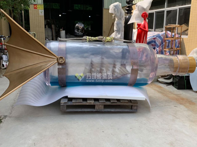 大型玻璃鋼透明仿真酒瓶模型 大型玻璃鋼透明仿真酒瓶模型